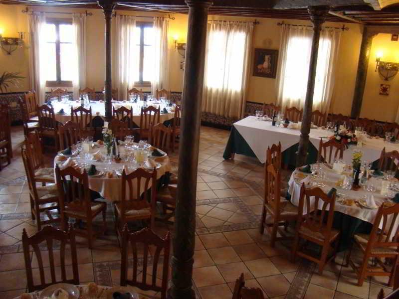 Escua Aparthotel Archidona Bagian luar foto