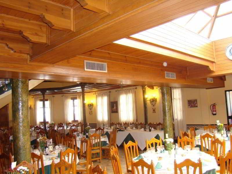 Escua Aparthotel Archidona Bagian luar foto